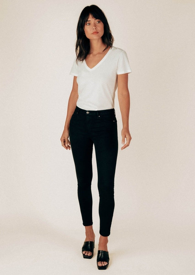 Annie Skinny Pant in Black