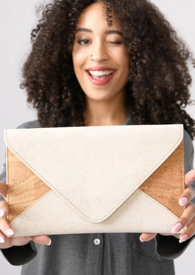 Date Night Clutch in White - Veneka-Sustainable-Ethical-Jewelry-Tiradia Cork Drop Ship