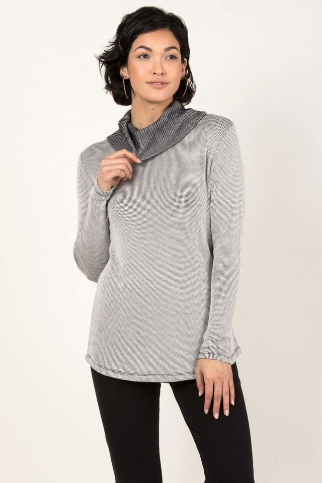 Lightweight Waffle Cowl Pullover in Black/Ivory - Veneka-Sustainable-Ethical-Tops-Indigenous Drop Ship
