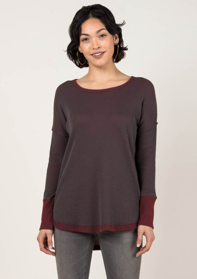 Lightweight Waffle Raglan Tunic in Cherry/Charcoal - Veneka-Sustainable-Ethical-Tops-Indigenous Drop Ship