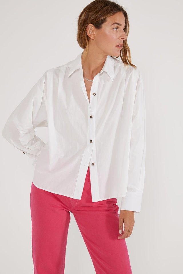 Oceane Pleated Shirt - Cloud White - Veneka-Sustainable-Ethical-shirt-Etica Denim Drop Ship