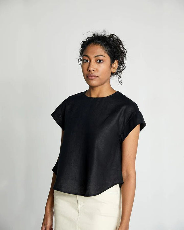 Sandcastle Saturdays Top in Black - Veneka-Sustainable-Ethical-Tops-Reistor Drop Ship