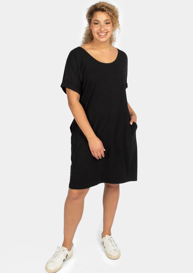 The Everyday T-Shirt Dress in Black - Final Sale - Veneka-Sustainable-Ethical-Dresses-Encircled Drop Ship