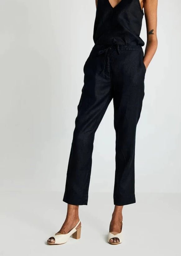 The Goes With Everything Pant in Black - Veneka-Sustainable-Ethical-Bottoms-Reistor Drop Ship