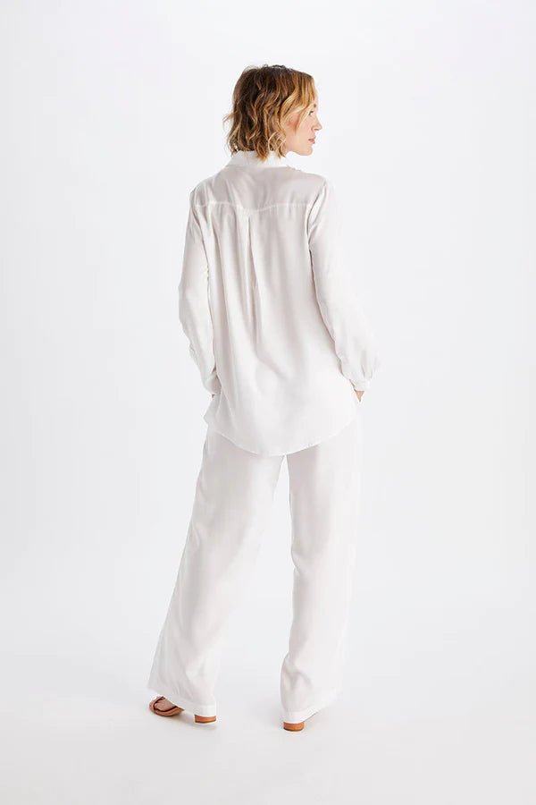 Twiggy Boyfriend Shirt in White - Veneka-Sustainable-Ethical-Tops-Neu Nomads Drop Ship
