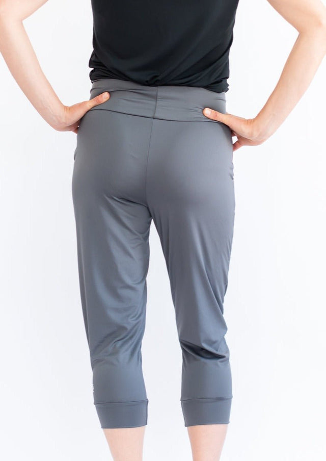 Cropped Jogger in Black - Veneka-Sustainable-Ethical-Bottoms-Eclipse Drop Ship