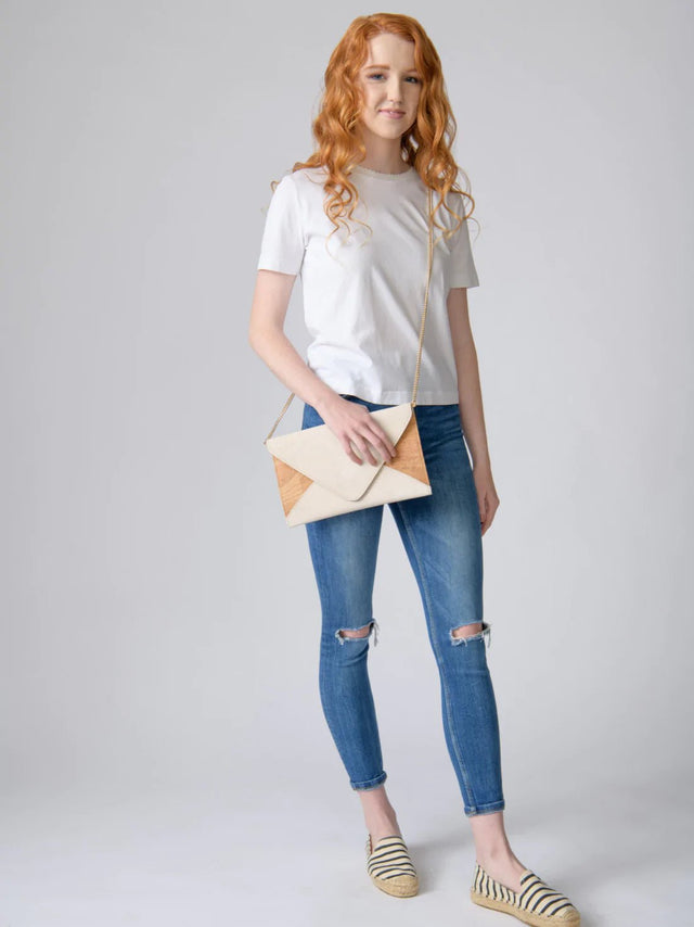 Date Night Clutch in White - Veneka-Sustainable-Ethical-Jewelry-Tiradia Cork Drop Ship