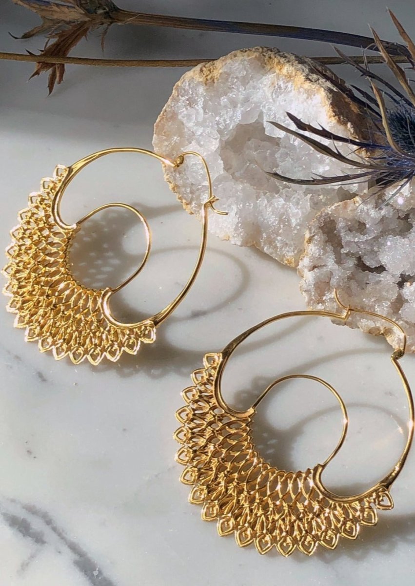 Dreamer Hoop Earrings in Gold Veneka