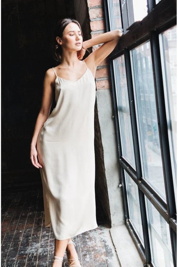 Easy Slip Dress in Champagne – Veneka Easy Slip Dress in Champagne – Veneka