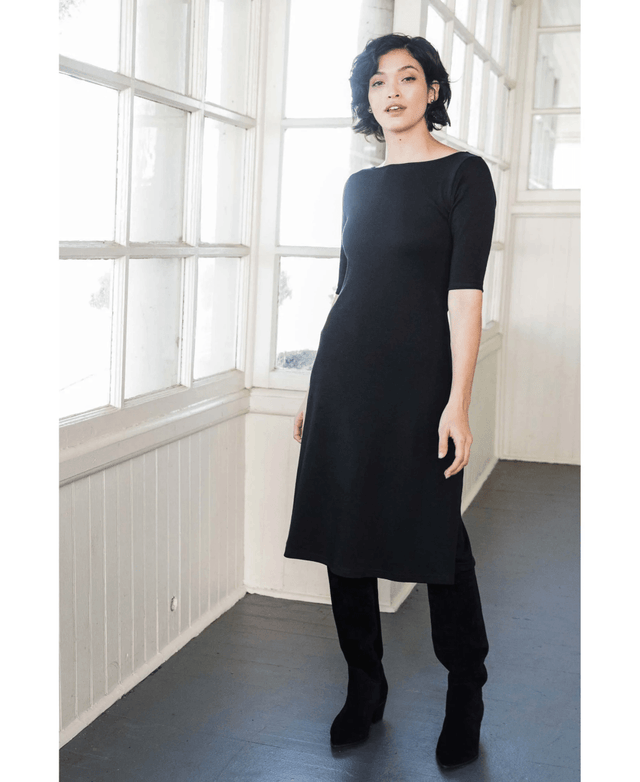 Essential Boatneck Midi Dress with Pockets in Black Veneka Essential Boatneck Midi Dress with Pockets in Black Veneka