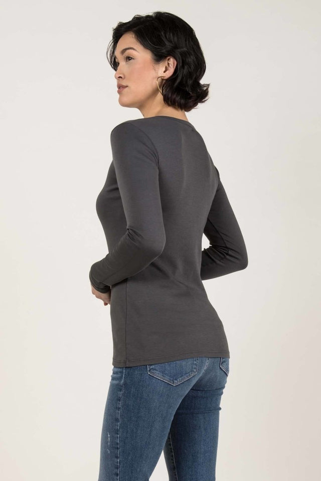 Essential Long Sleeve Scoop Tee in Charcoal - Veneka-Sustainable-Ethical-Tops-Indigenous Drop Ship