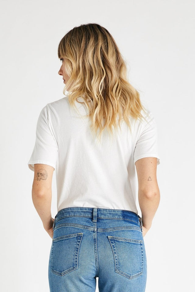 Evie Tee in White - Veneka-Sustainable-Ethical-Tops-Etica Denim Drop Ship