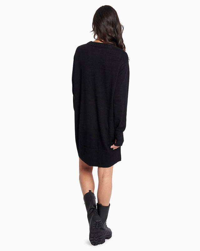Fern LOVE Sweater Dress in Black - Veneka-Sustainable-Ethical-Dresses-YesAnd Drop Ship