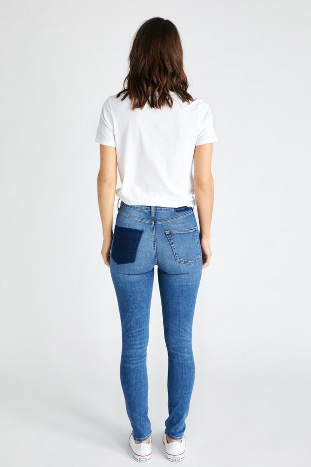 Giselle Skinny in Aspen - Veneka-Sustainable-Ethical-Bottoms-Etica Denim Drop Ship