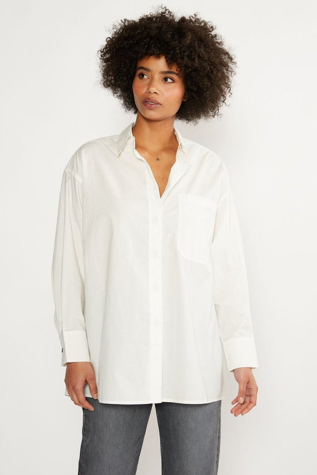 Holly Classic Shirt in Cloud White - Veneka-Sustainable-Ethical-Tops-Etica Denim Drop Ship