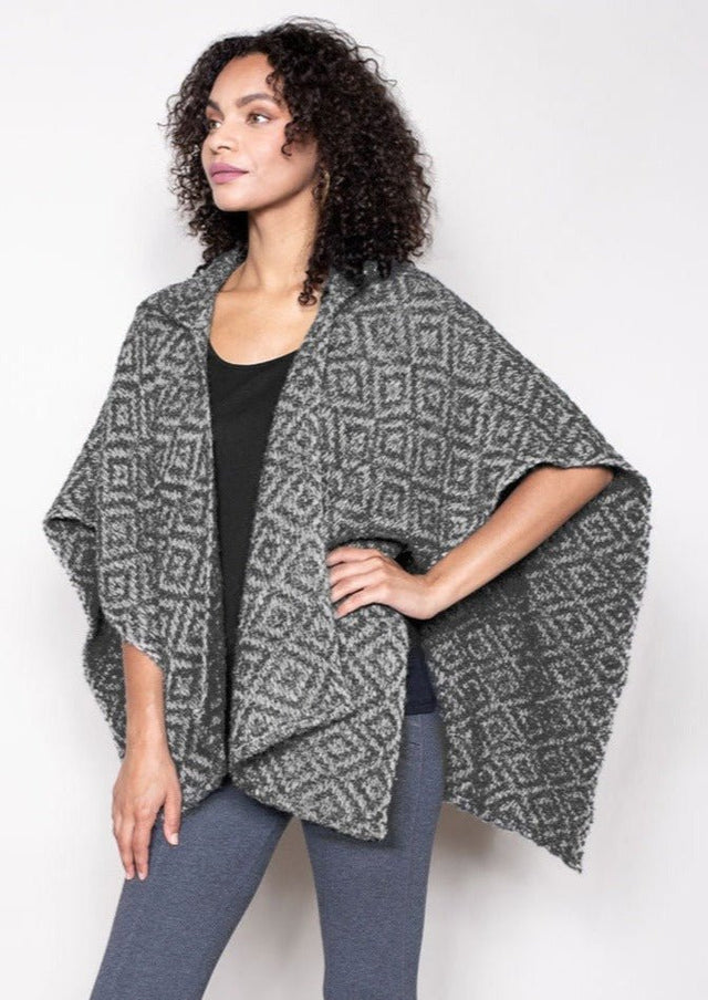 Hooded Ruana in Black and White - Veneka-Sustainable-Ethical-Jackets-Indigenous Drop Ship
