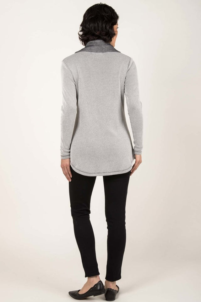 Lightweight Waffle Cowl Pullover in Black/Ivory - Veneka-Sustainable-Ethical-Tops-Indigenous Drop Ship