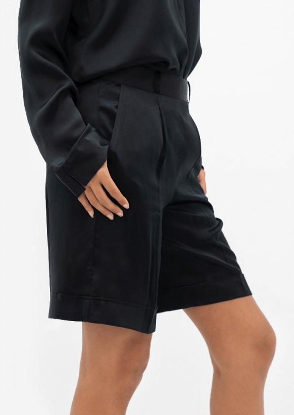 Manila MNL Tailored Shorts in Black - Veneka-Sustainable-Ethical-Bottoms-1 People Drop Ship