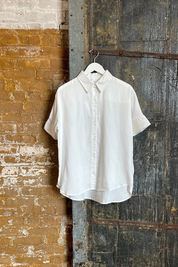 Short Sleeve Boyfriend Shirt in White - Veneka-Sustainable-Ethical-Tops-Neu Nomads Drop Ship