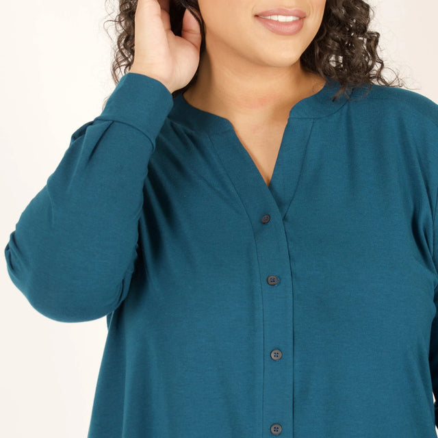 The Comfy Button-Up Shirt in Sapphire - Veneka-Sustainable-Ethical--Encircled Drop Ship Correct